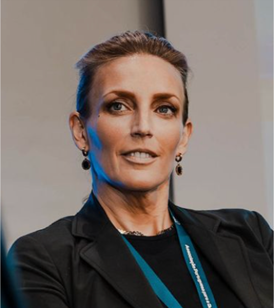 Dr. Victoria Hurth
